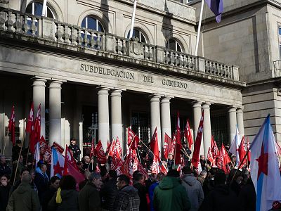 17-01-11 IndultoCarlosSerafinSubdelegacionPontevedra18.JPG